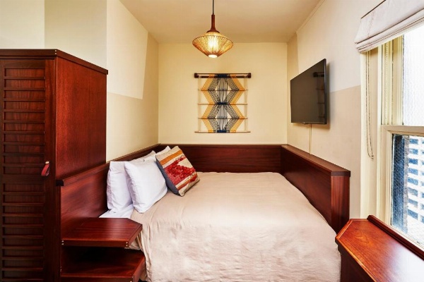 Freehand Chicago image 30